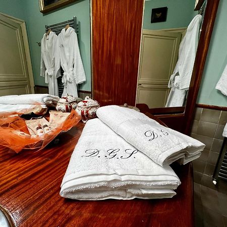 Donna Guia Suite Palermo Exterior photo
