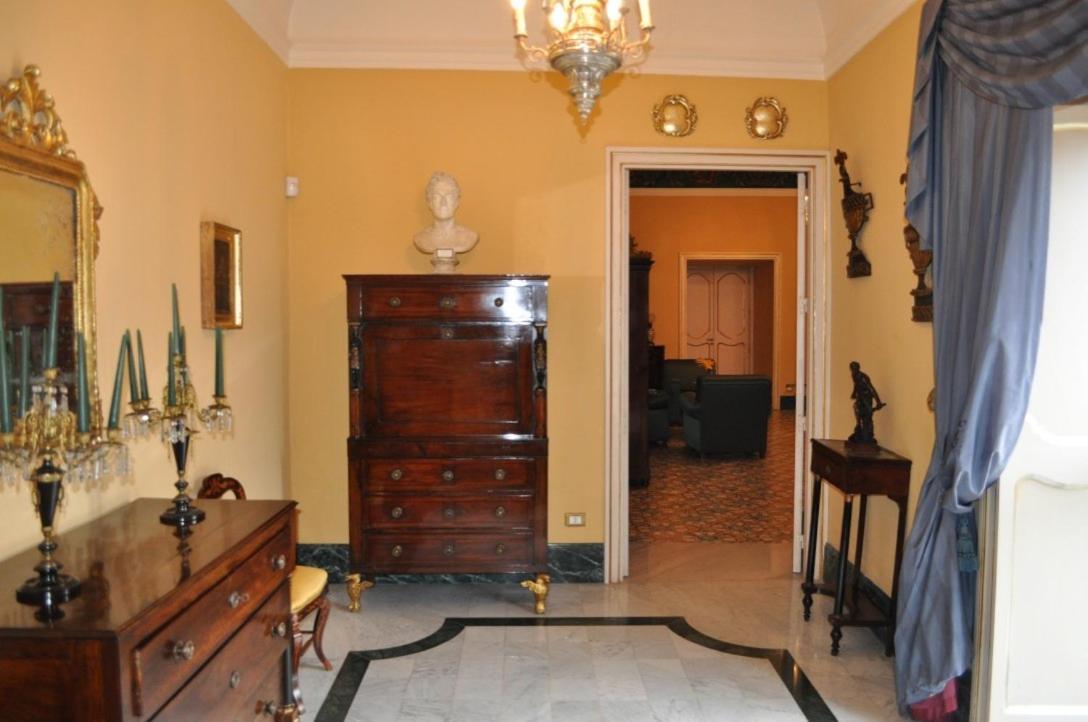 Donna Guia Suite Palermo Exterior photo